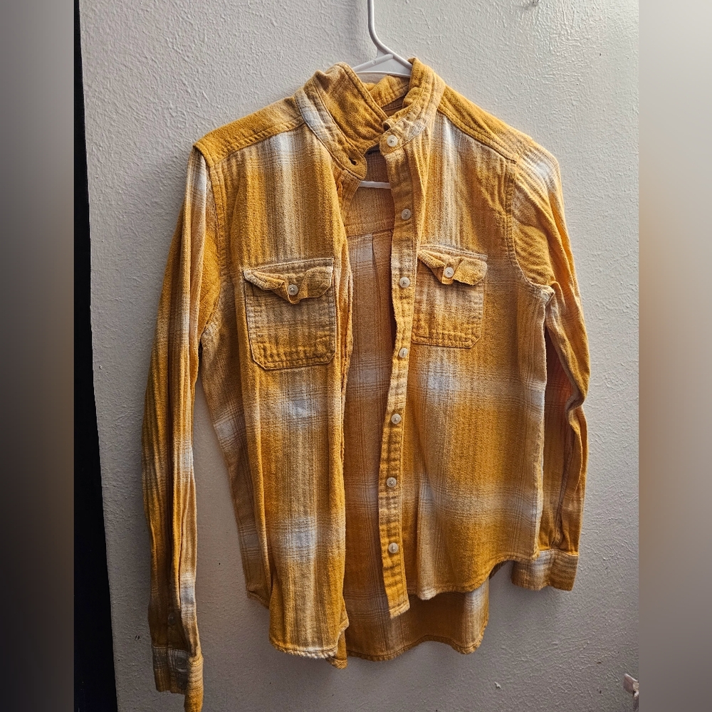 Medium, Yellow & White, Button Up Universal Threads Good Co Flannel.